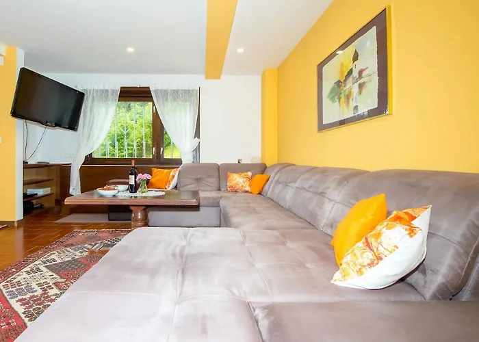 シャレー Gorgeous