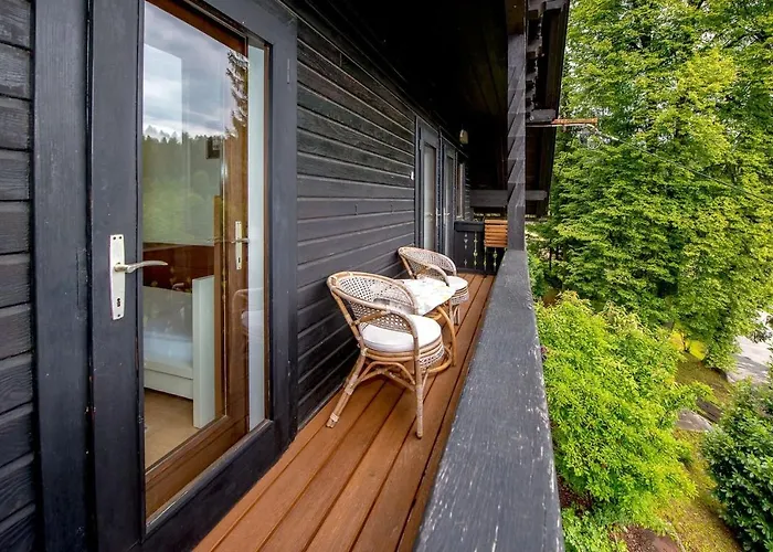 シャレー Gorgeous